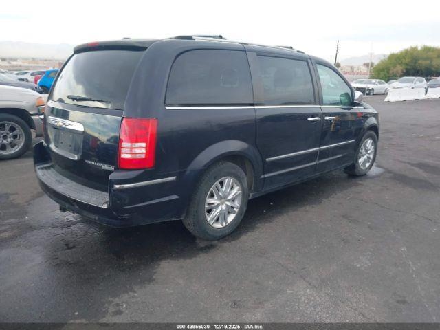 Chrysler Town & Country New Limited Image 11