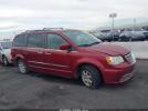 Chrysler Town & Country Touring Image 9