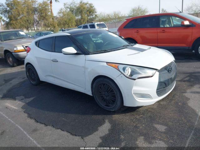  Salvage Hyundai VELOSTER
