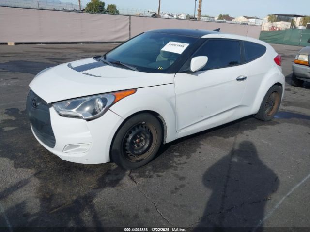 Hyundai VELOSTER Image 11