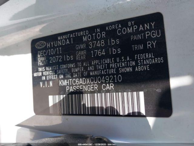 Hyundai VELOSTER Image 9