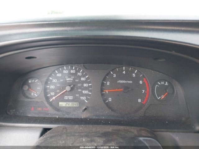 Nissan Frontier Xe Image 8