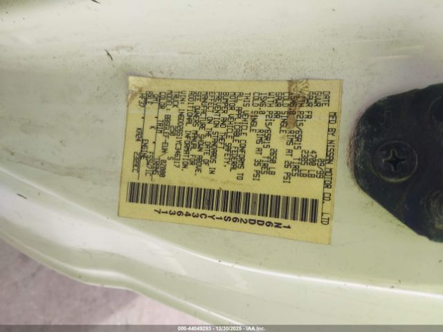 Nissan Frontier Xe Image 3