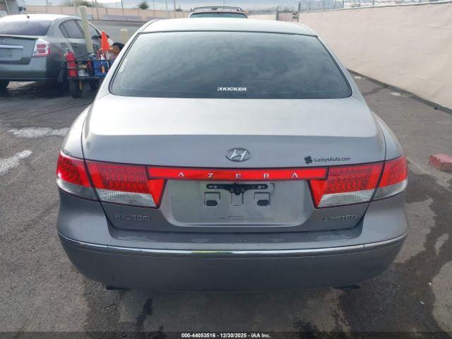 Hyundai Azera Image 11