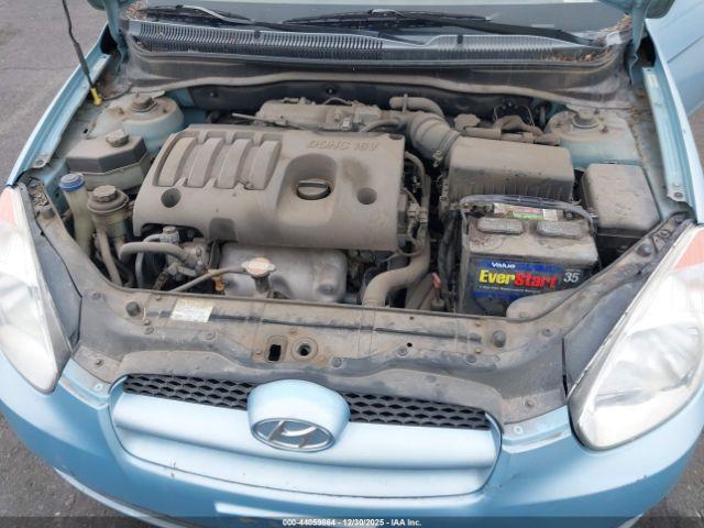 Hyundai ACCENT Gs Image 12