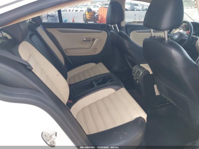 Volkswagen CC Sport Image 3