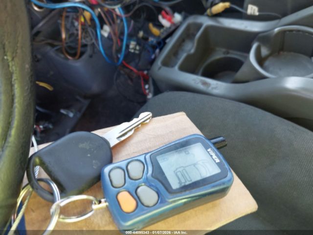 Ford Explorer Image 10