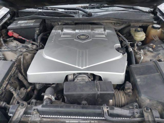 Cadillac CTS Standard Image 9