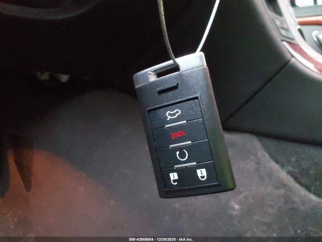 Cadillac CTS Standard Image 12