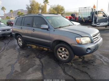  Salvage Toyota Highlander