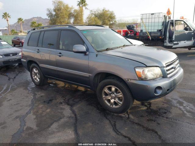  Salvage Toyota Highlander