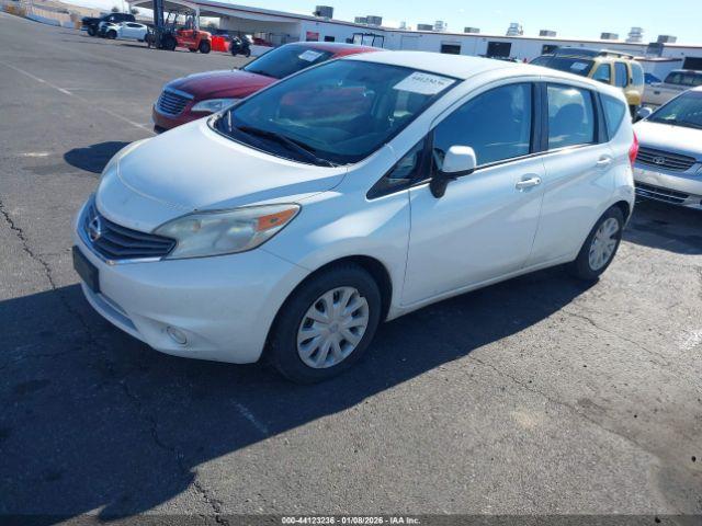 Nissan Versa Image 4