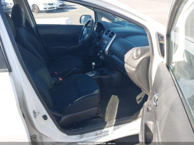 Nissan Versa Image 9