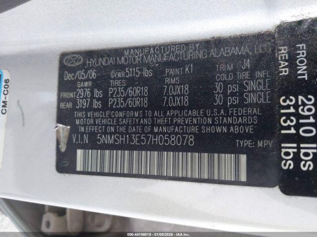 Hyundai SANTA FE Image 2