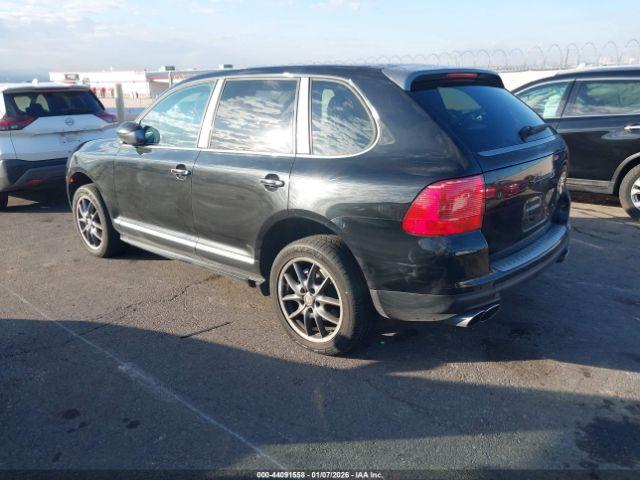 Porsche Cayenne Image 11