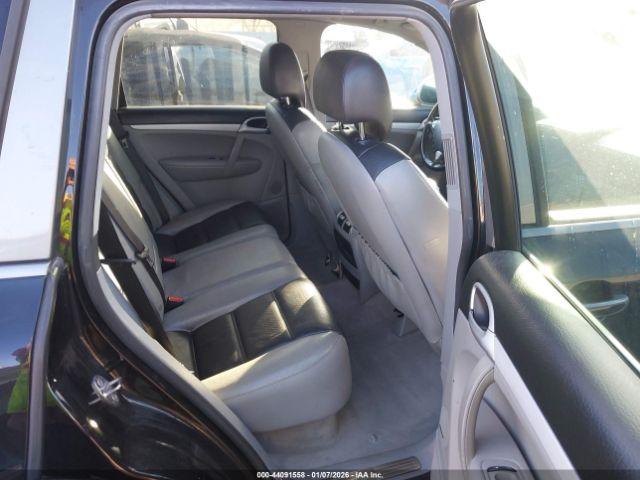 Porsche Cayenne Image 3