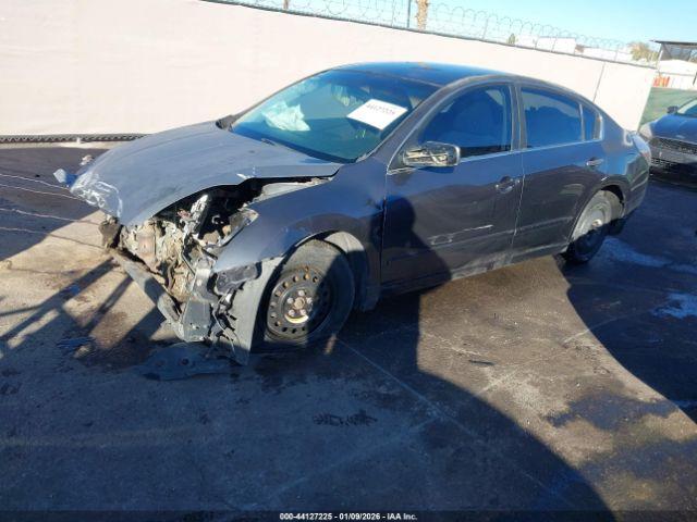 Nissan Altima Image 5