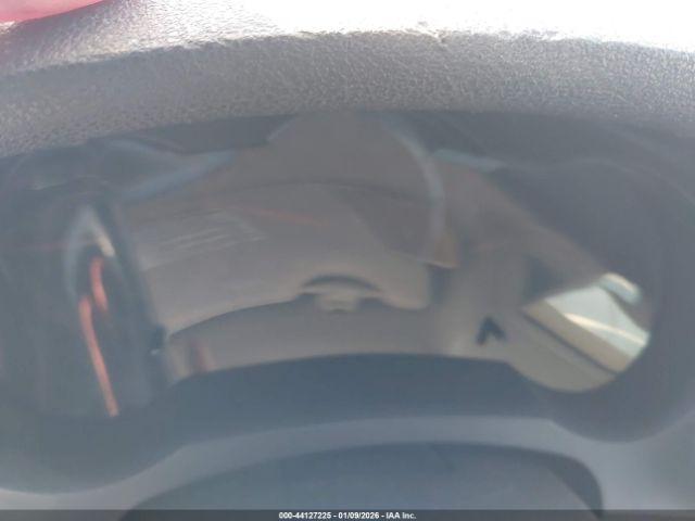 Nissan Altima Image 12