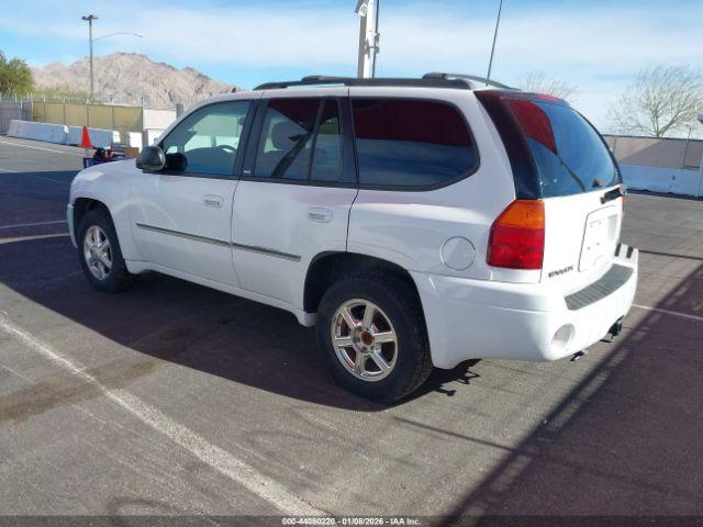 GMC Envoy Slt Image 3