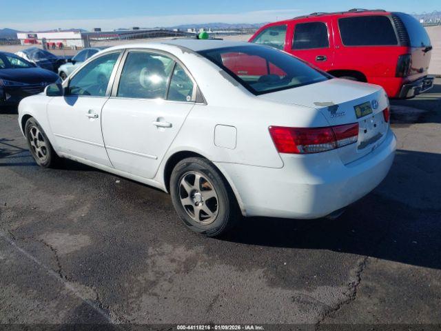 Hyundai SONATA Image 2