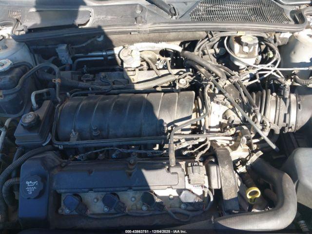 Cadillac DeVille Standard Image 10