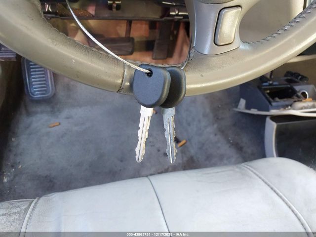 Cadillac DeVille Standard Image 11