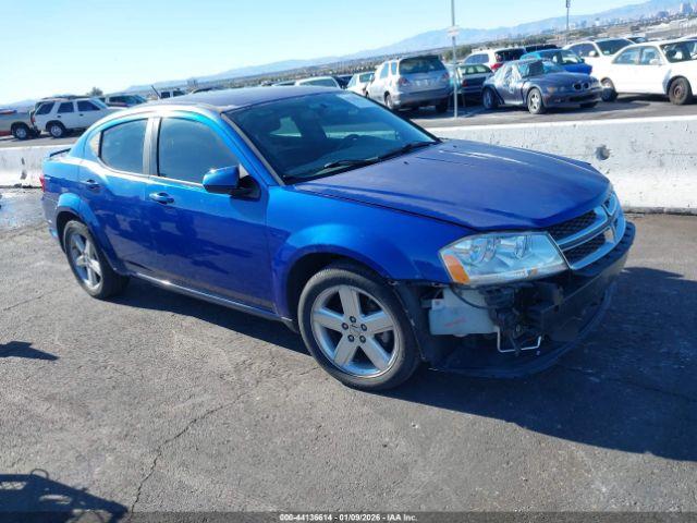  Salvage Dodge Avenger